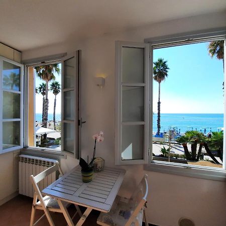 Villa Finestre Sul Mare San Lorenzo al Mare Zimmer foto